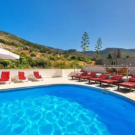 Meridiana-8 By Interhome