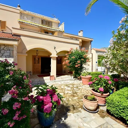 Daire Meridiana-8 By Interhome *