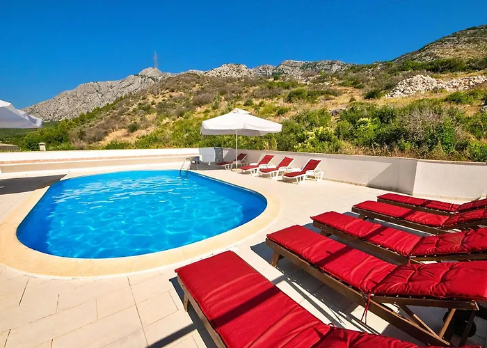 Apartment Meridiana-8 By Interhome