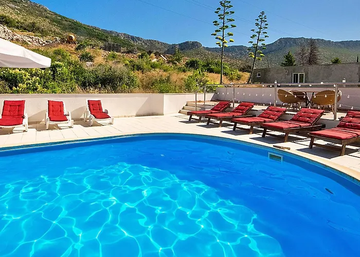 Meridiana-8 By Interhome أوروبيتش